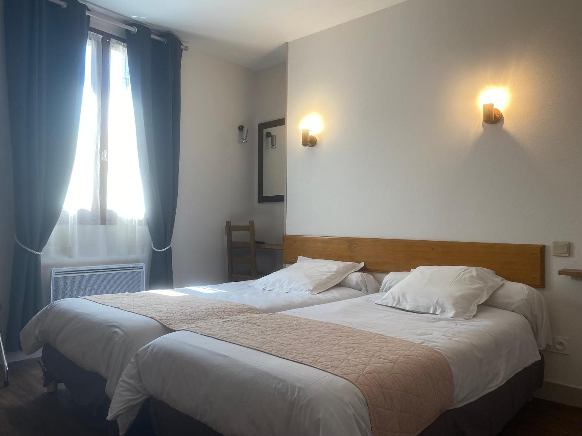Hotel Alienor Брантом Экстерьер фото